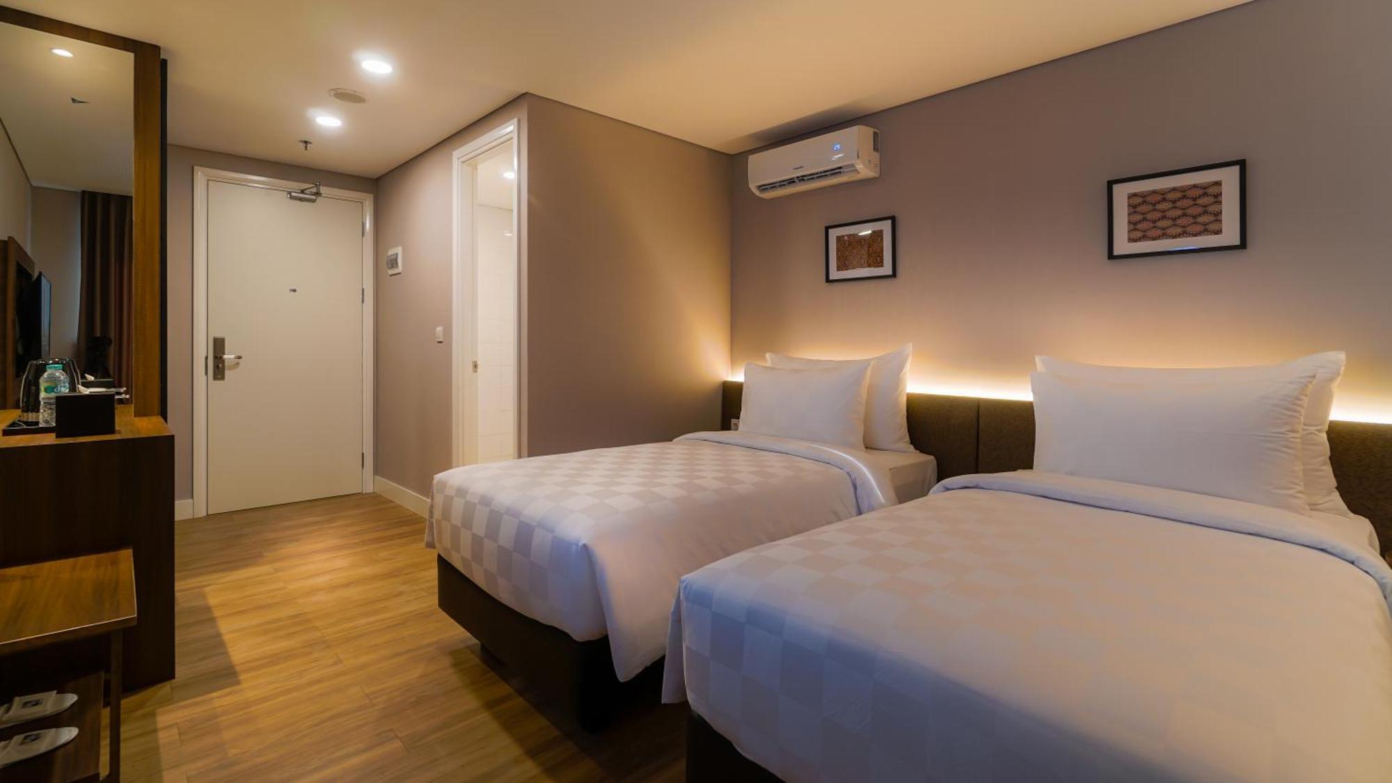 Swiss-Belcourt Serpong Buitenkant foto